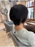 ステップボーンカットカットボブショートハイライト白髪ぼかし