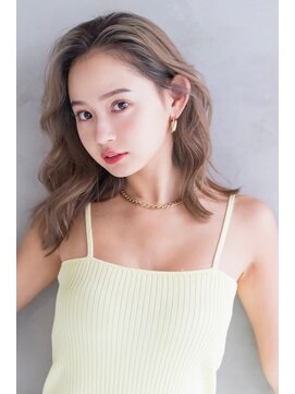 エイチ(H eitf) H【eitf】　原宿　表参道　ミルクティーベージュ/かき上げヘア