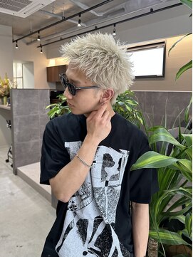 スタンド 博多(STAND) ハイトーンスパイキーショート