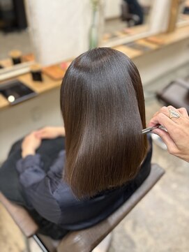 ファム 札幌大通(fam) 秋カラー◎小顔ナチュラルグレージュカラー×大人ミディ