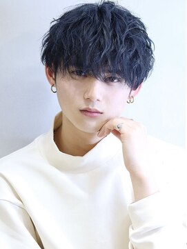 コンフィデンス メンズヘアー(confidence MEN'S HAIR) ブルブラスパイラル『スパイラルパーマ×ブルーブラックカラー』