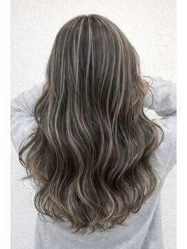 名東区　ハイライト　白髪ぼかし　透明感カラー　ミルクティー