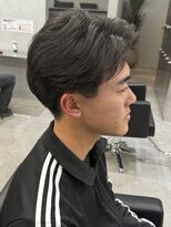 リオールバイニアウ(RE:ALL by Niau)&nbsp;MEN’S HAIR/サーフカール/刈り上げセンターパート/新田