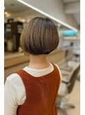 ショートボブのブリーチぼかし