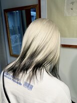 グロウ 渋谷西口(grow)&nbsp;ホワイトブロンドルーツカラーフェイクブラック裾カラーレイヤー