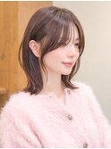 ミディアムボブレイヤー前髪あり抜け感くびれシルエット