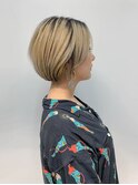short(ショートボブ、ブロンド、グラデーションカラー)