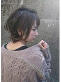 【ふわっとフェミニンショート×ハイライト】