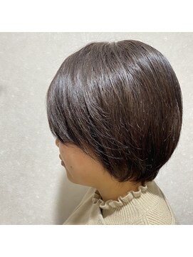 ジィップクリニカ(Zip clinica) 耳にかけても可愛いショートスタイル