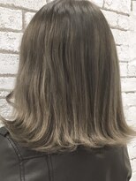 ラックスビールーチェ 沖縄那覇イオンモール店(LUXBE LUCE)&nbsp;ワンサイドグレージュ外はねボブ【LUXBE　LUCE　沖縄那覇店】