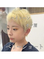 ニコフクオカヘアーメイク(NIKO Fukuoka Hair Make)&nbsp;【NIKO】ブロンドヘアハイトーンベリーショートオン眉ショート