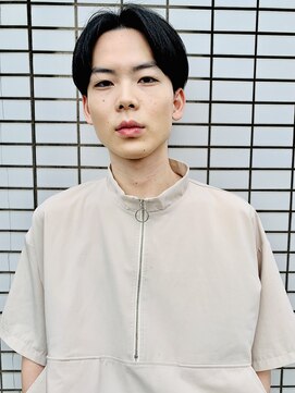 サロンドクロエ(Salon de Chloe) 《Chloe／倉敷》 センターパート×マッシュ×ツーブロック×黒髪