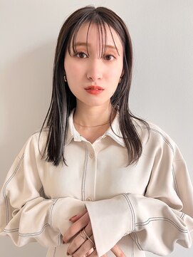 ロロン 下高井戸(LORONG) セミロング　インナーカラー　ストレートスタイル