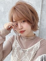 レジナヴィータ 栄(Reginavita)&nbsp;ゆるふわウェーブ　ショートボブ　ハイトーンカラー　透明感