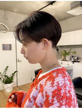 ハイジア(hygea) [hygea]アンニュイ　刈り上げショート[薬院/警固]