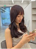 暗紫髪暗髪バイオレットミディアムレイヤー_オリーブベージュ