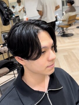 曲がる縮毛矯正専門店 バイ レイズ 名駅(曲がる縮毛矯正専門店 by RAYS) ナチュラルニュアンスパーマ刈り上げセンターパート h