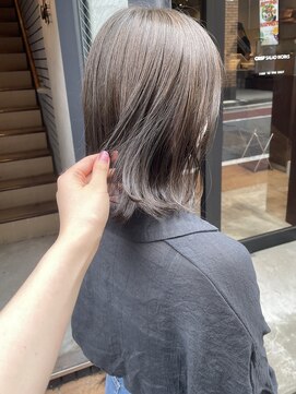 コフィー バイ メルト 吉祥寺(cofy by melt) 【松本咲花】秋カラーオリーブグレーブリーチなしダブルカラー