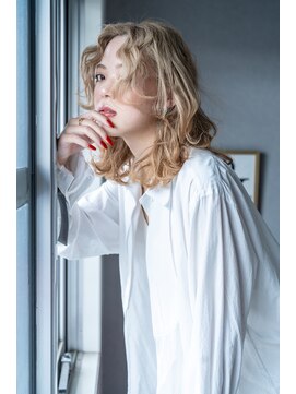 ハイトーンミディアムウルフ