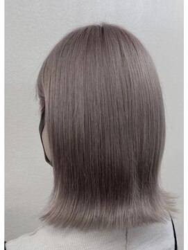 ユーナゴヤ(u nagoya) 切りっぱなしボブとブリーチ×髪質改善トリートメント