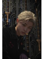 スキルセカンドハウス 天神(SKILL SECOND HOUSE)&nbsp;フェザーショート ブリーチ ホワイトブロンド