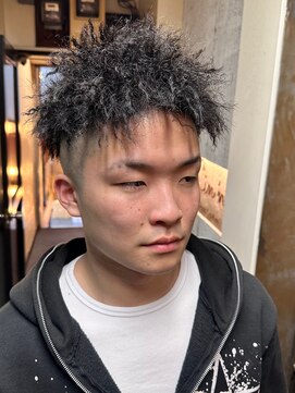 リンネ(Lin'ne) スパーキーアフロ×ツイスト