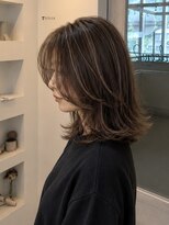 トリッカバルコニー ハヤマ(tricca Balcony Hayama)&nbsp;ミディアムヘア/髪質改善/伸ばしかけヘア/ハイライト/小顔ヘア