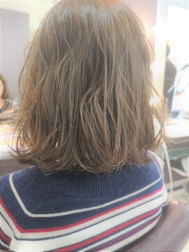 フラッグ ヘアー 天神西通り店(Flag HAIR) 切りっぱなしボブ