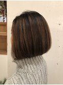 ハイライト×前下がりボブ　《Koike》