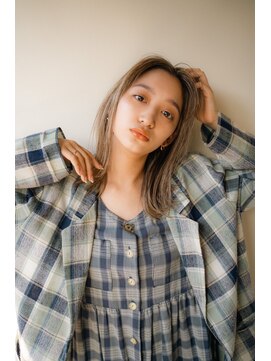 ガレージ バイ グリーン 原宿 表参道(Garage by green) 【loki】ライトベージュ×酸性ストレート