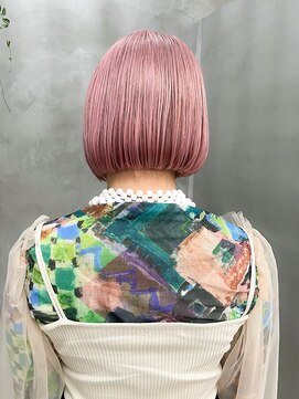 テトヘアー(teto hair) ピンクカラー　ペールピンク　ボブヘア　内巻きボブ　春カラー