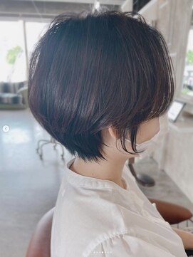 アトリエ エス atelier es HAIRDESIGN ハンサムショート/ふんわりショート/丸みショート/上品ショート