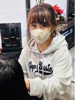 フロウ(flow)の写真/実力派スタイリストによるマンツーマン施術で、髪のお悩みやご要望を汲み取り、美スタイルを叶えます◎