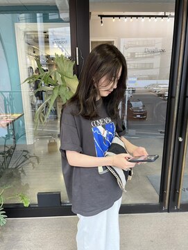 デヴェロペ(Devellope.) ミディアム　オリーブカラー　イルミナカラー