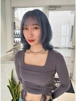 ガリカ 横浜(Gallica) 透け感ブルーグレーのレイヤーミディアム