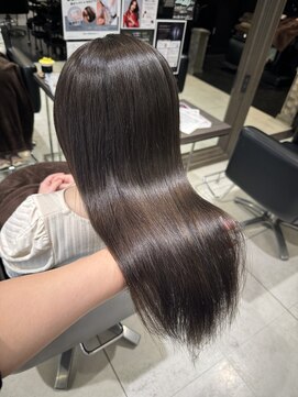 ヘアーサロンデフォーエバールークス(hairsalon de Forever Lux) ブリーチ無しでこの透明感♪オリーブグレージュカラー