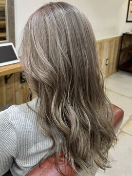 ノーム 横浜(NORM) トリプルカラーホワイトベージュ