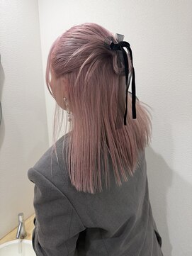 モニカ 栄店(MONIQA) ホワイトピンク