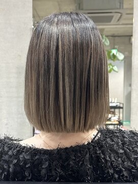 ラック(LUCK) バレイヤージュ/船橋/くすみベージュ/ハイライト/似合わせカット