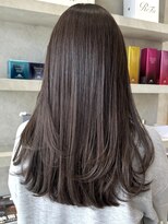 シベル(sibell)&nbsp;セミロングレイヤーカット顔周りレイヤーウルフハッシュカット