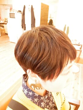 レアリス ヘアーデザイン(REALIS hair design) ショート デジタルパーマ