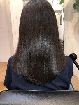 アコンプリッシュ 代官山 恵比寿(accomplish) プラチナミネコラ