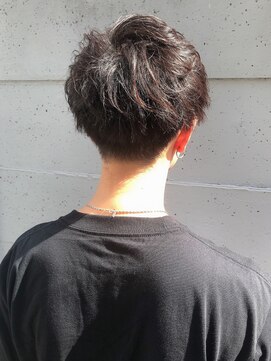 アローラ 三軒茶屋(Allora) 爽やかツーブロック刈り上げスクリューショート