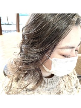 エイチ バイ エムズハウス(H eitch by mshouse) ハイライト×バレイヤージュ×セミディ