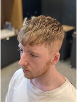 フランクスバーバー アンド ビアークラブ(FRANK'S BARBER and BEER CLUB)&nbsp;パーマ風クロップスタイルＦ