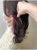 赤紫系のイヤリングカラー/ミディアム
