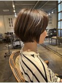 大人綺麗な小顔襟足スッキリショートボブ　30代40代50代