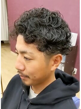 ブルブンガ(Berbunga) スパイラルパーマアップバングショート×無造作マッシュヘア