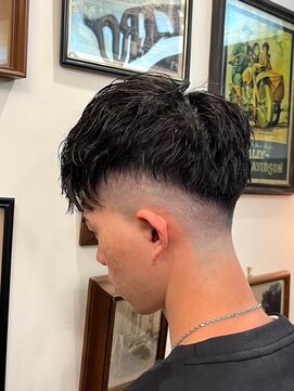 ヒロギンザ 青山店(HIRO GINZA) ハイライト/マッシュパーマ/ウルフ/アッシュブラック/波巻き