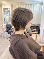 トッカ ヘアアンドトリートメント 難波店 小顔似合わせカット愛されクールショート20代/30代40代50代/難波